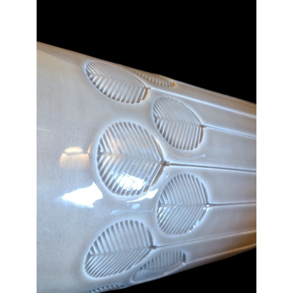 Beautiful Hand Thrown Tall Flower Vase Beige Cream Glaze Leaf‎ Pattern - Picture 7 of 9